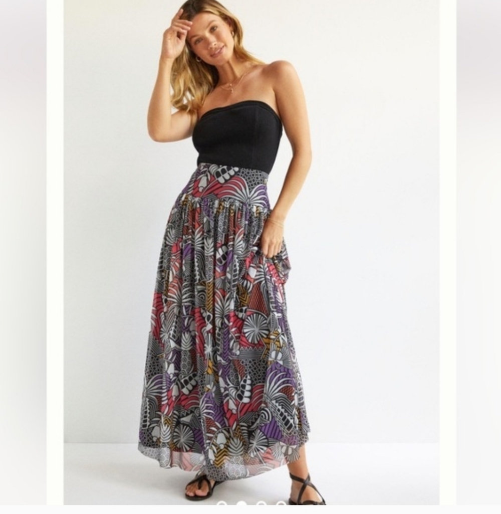 NEW FARM RIO Black tropical maxi skirt Size XS